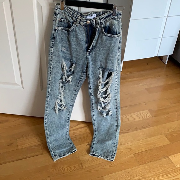GARAGE MOM JEANS NEVER WORN - Picture 1 of 4